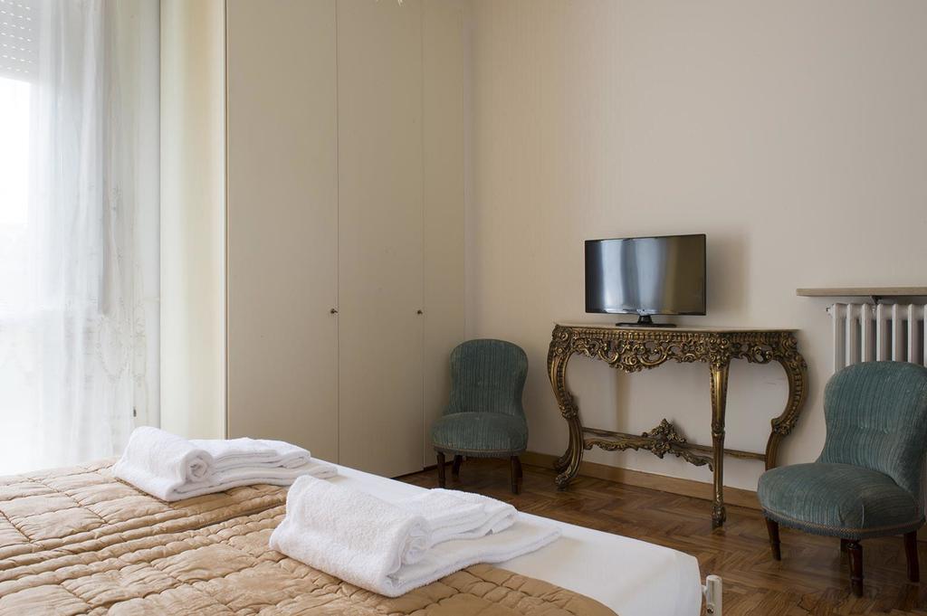 Rooms Villa Bergamo Airport Scanzorosciate Exterior foto